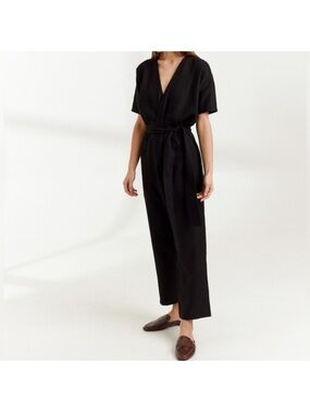 love & confuse aurora linen jumpsuit - size small